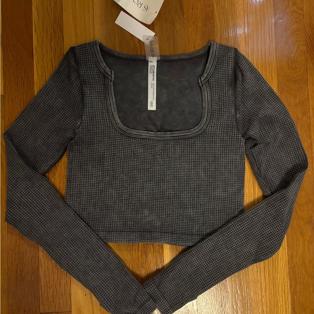 Altar'd State Gray Long Sleeve Fitted Top